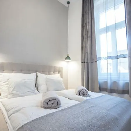 El Gusto Homes Park * Sopron